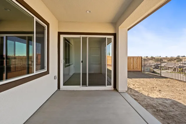 $607,544 | 8168 Creek View, Friant, CA 93626