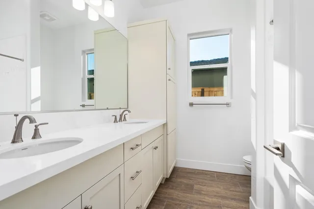 $607,544 | 8168 Creek View, Friant, CA 93626