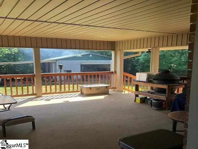 428 Earles Grove Road Westminster, SC 29693 - Photo 5 of 26 Gallery Image 5