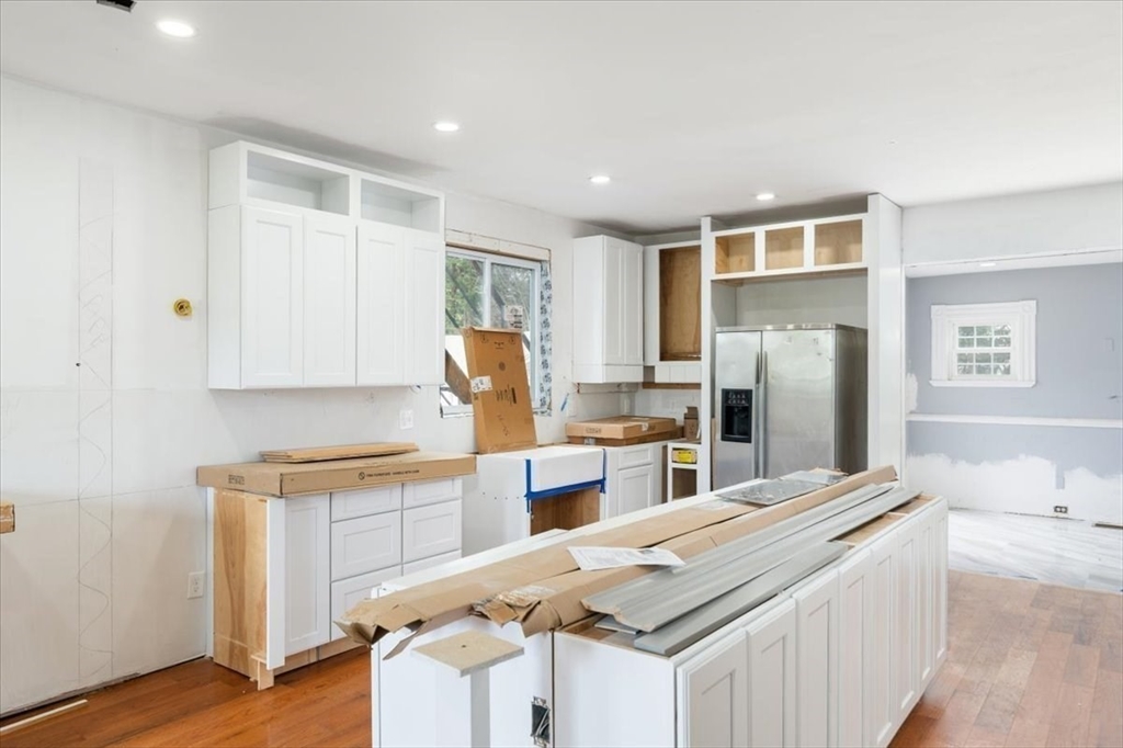 25 Ripley Road Cohasset, MA 02025 - Photo 9 of 23