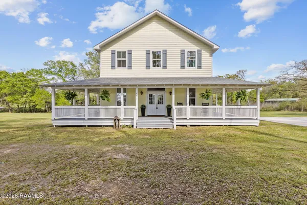 $340,000 | 4477 Woodlawn Road, Maurice, LA 70555