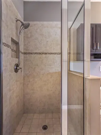 $2,295 | 3129 Oriole Drive, Unit 104, Sarasota, FL 34243