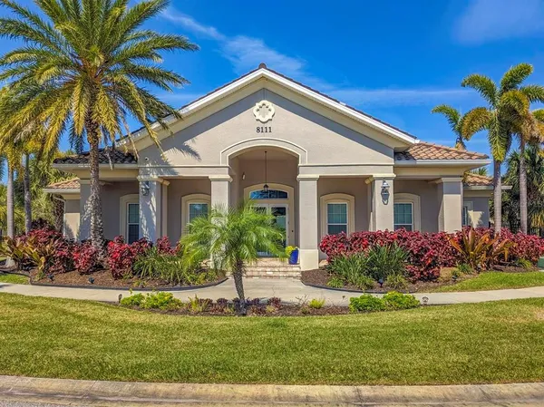 $2,295 | 3129 Oriole Drive, Unit 104, Sarasota, FL 34243