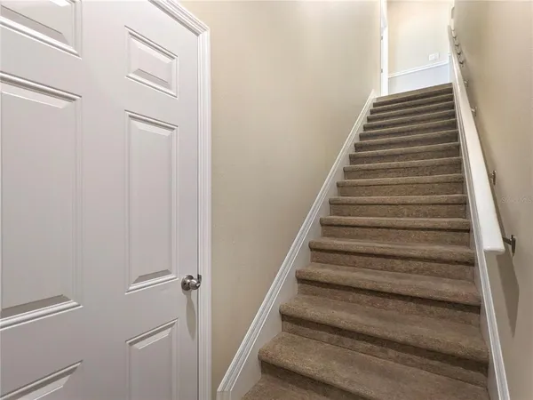 $2,295 | 3129 Oriole Drive, Unit 104, Sarasota, FL 34243