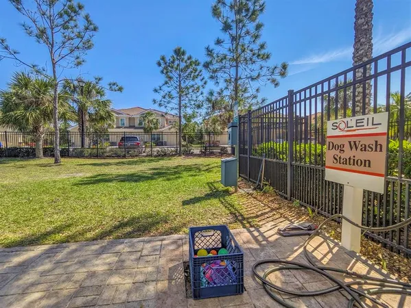 $2,295 | 3129 Oriole Drive, Unit 104, Sarasota, FL 34243