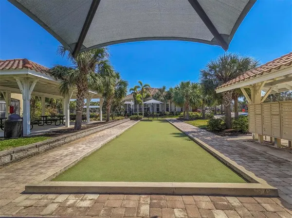 $2,295 | 3129 Oriole Drive, Unit 104, Sarasota, FL 34243