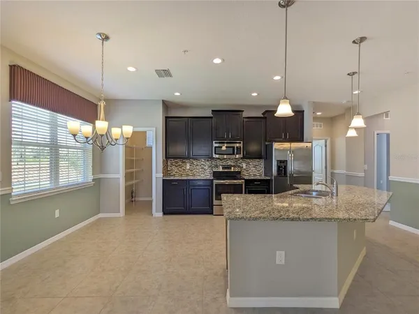 $2,295 | 3129 Oriole Drive, Unit 104, Sarasota, FL 34243