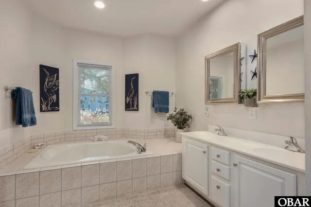 $889,000 | 502 Magnolia Way, Corolla, NC 27927