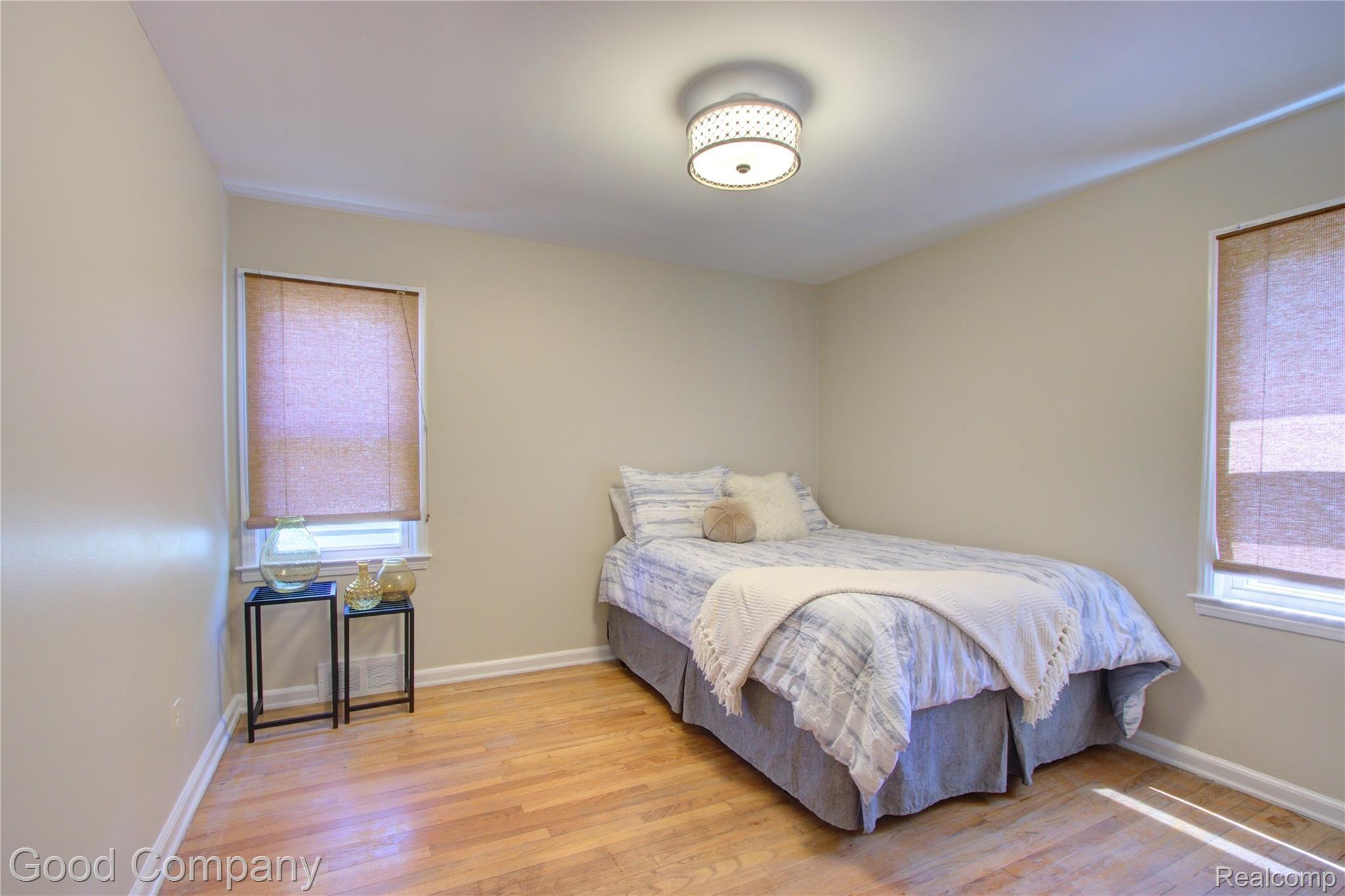 851 Cambridge Road Berkley, MI 48072 - Photo 14 of 39 851 Cambridge Rd. 14