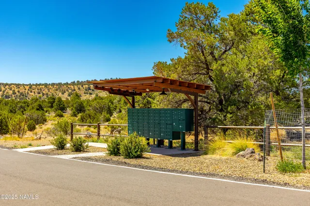 $2,111,740 | 6601 Meadows Lane, Flagstaff, AZ 86004