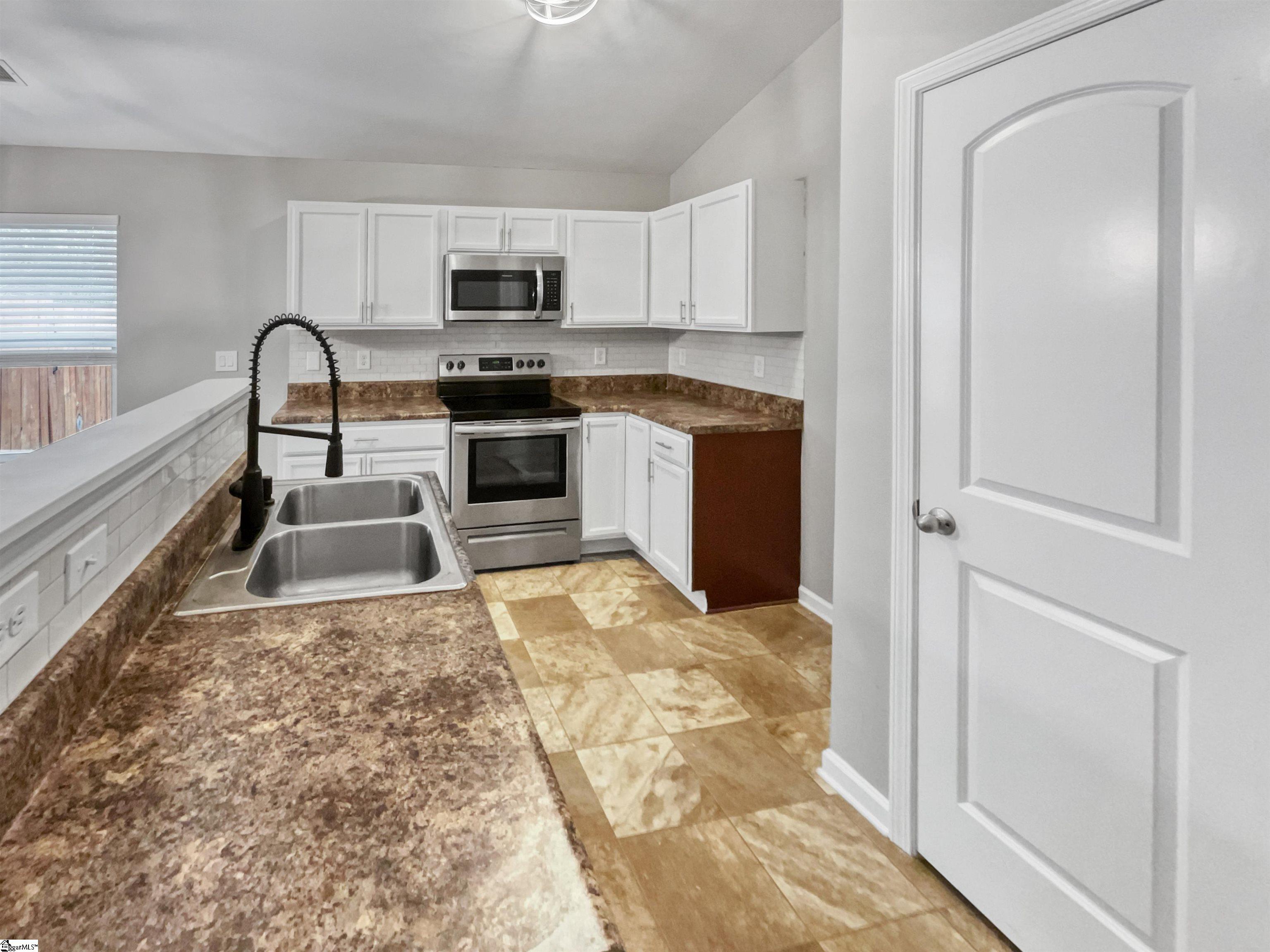 174 Old Timber Road Woodruff, SC 29388 - Photo 10 of 18 Gallery Image 10
