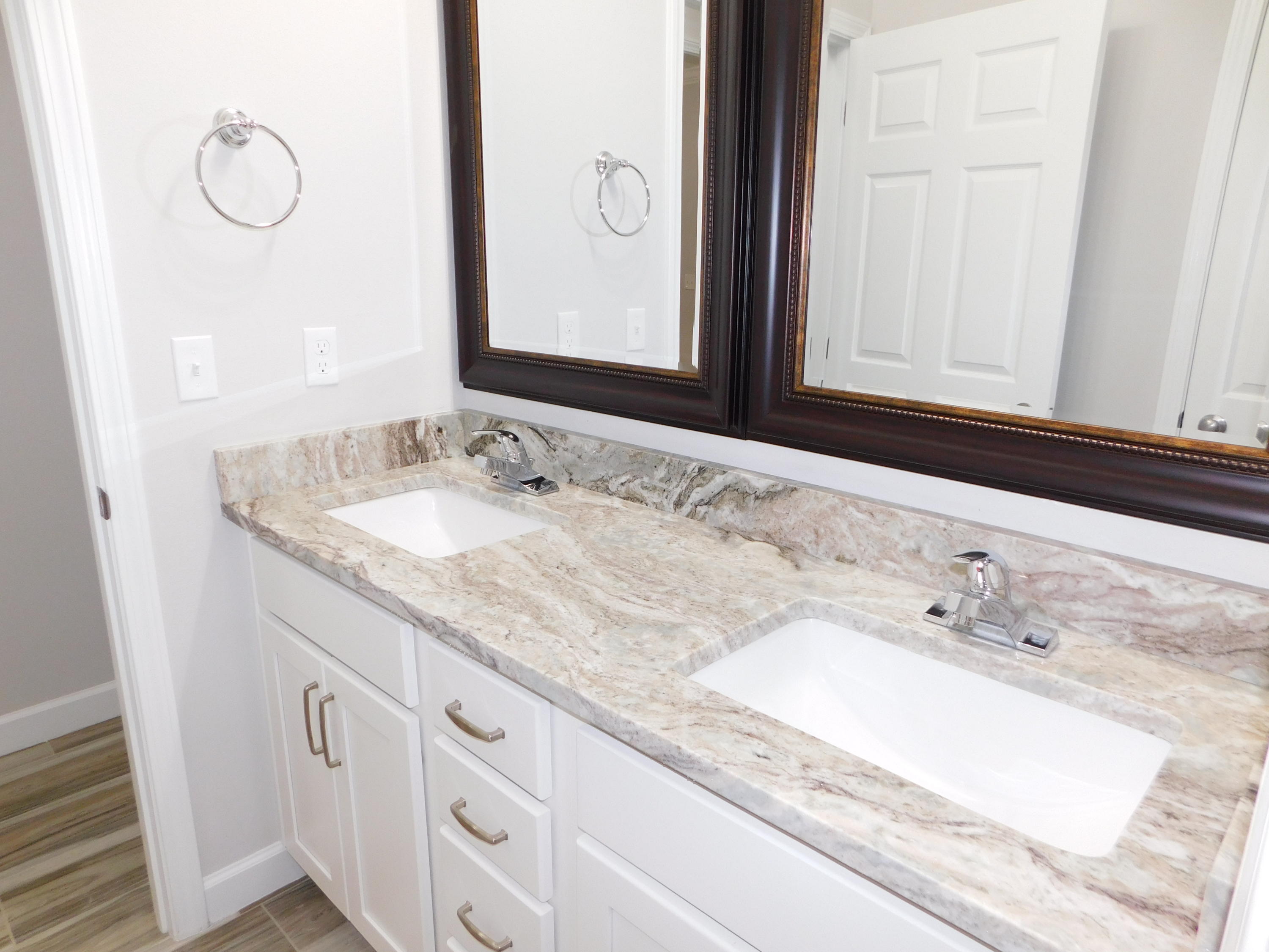 107 Eccles Road Fort Walton Beach, FL 32547 - Photo 15 of 47 DSCN0385