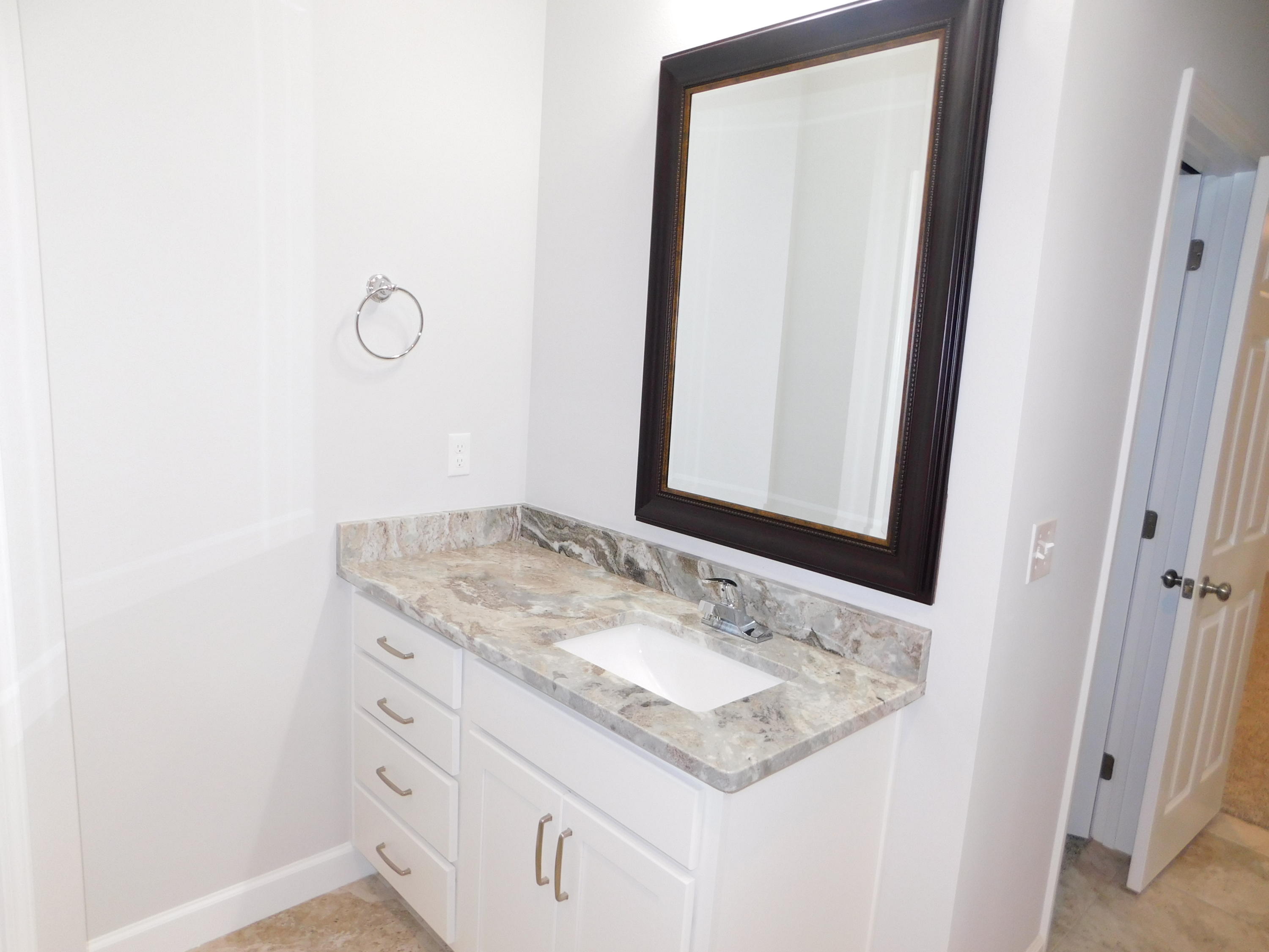 107 Eccles Road Fort Walton Beach, FL 32547 - Photo 37 of 47 DSCN0407