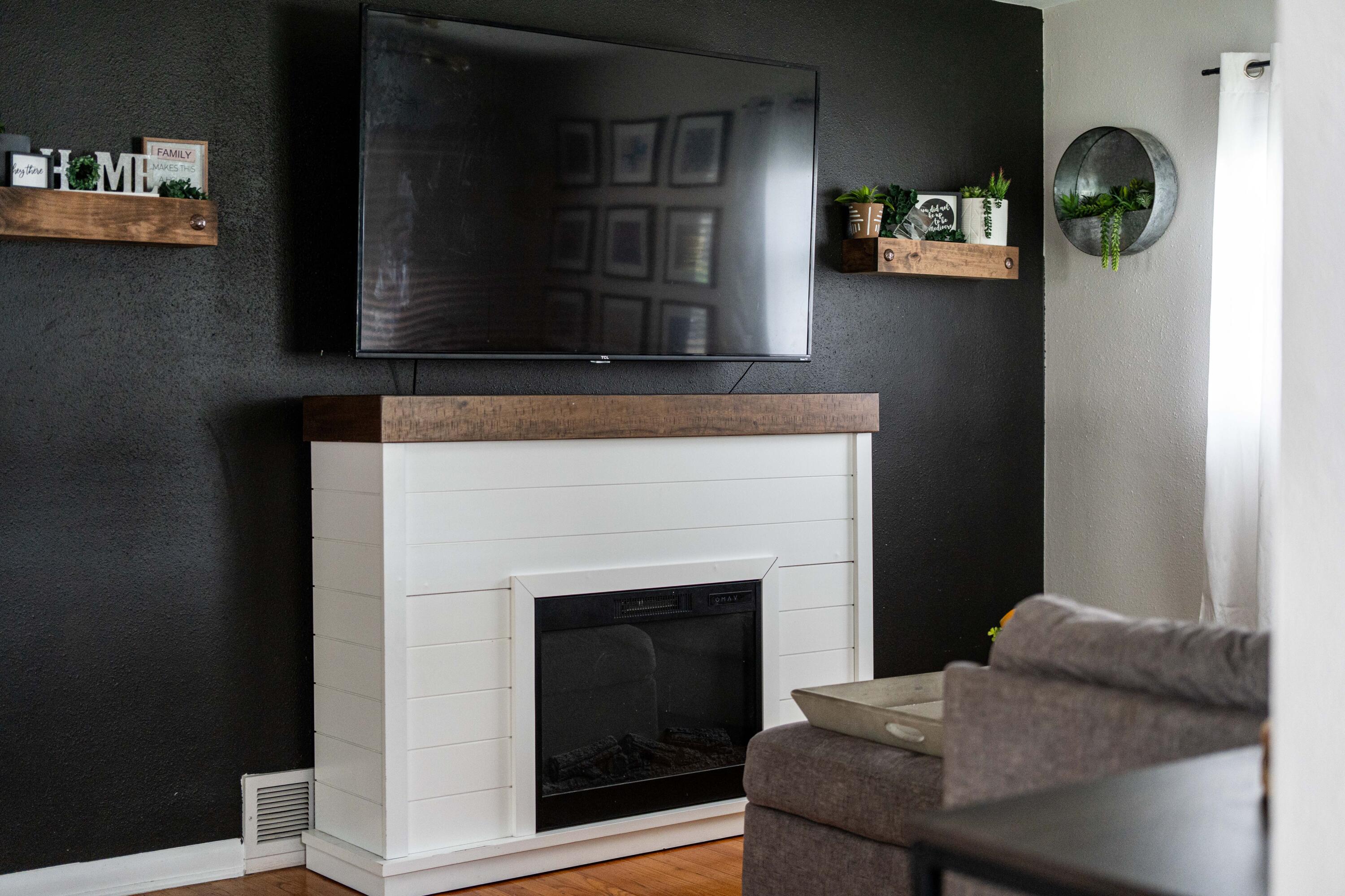 15565 Carpenter Road Brookfield, WI 53005 - Photo 11 of 34 Living Room