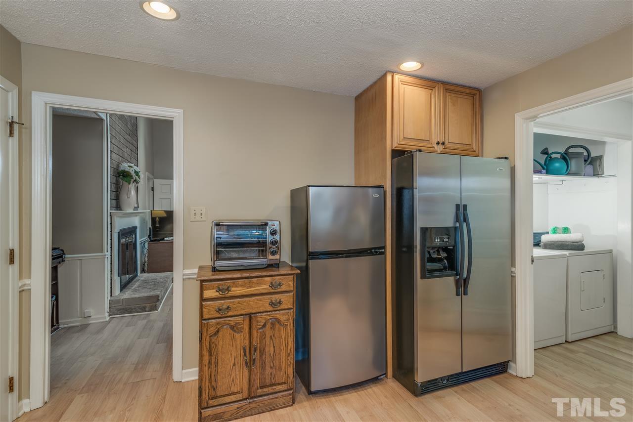 5400 Old Forge Circle Raleigh, NC 27609 - Photo 6 of 25 Smaller Fridge Does Not Convey