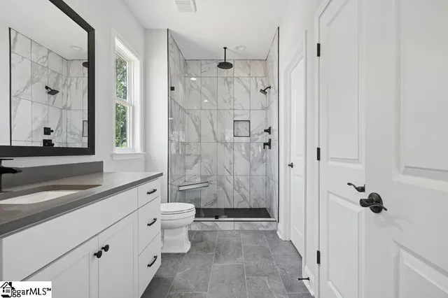 $839,000 | 202 Redland Way, Greenville, SC 29615