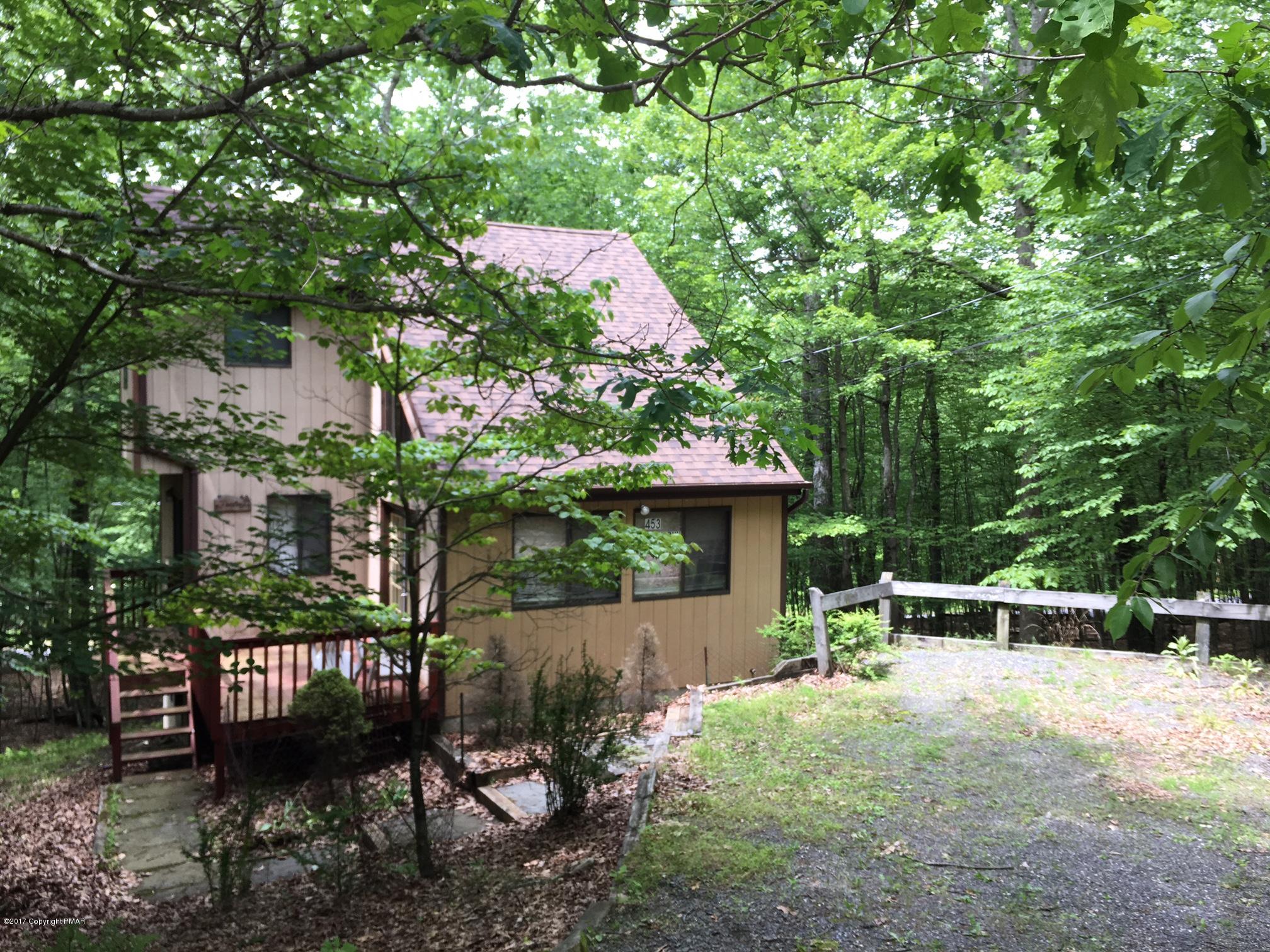453 Fawn Run Bushkill, PA 18324 - Photo 5 of 22 Street View