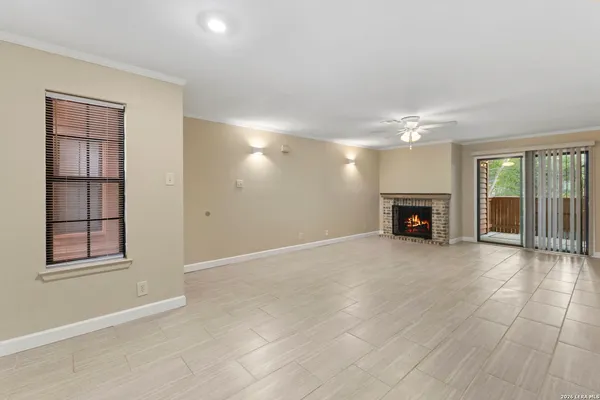 $155,000 | 13018 Heimer Road, Unit 109, San Antonio, TX 78216