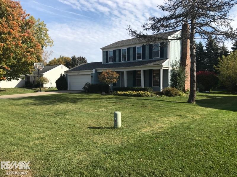 935 Hadley Road Rochester Hills, MI 48307 - Photo 1 of 17