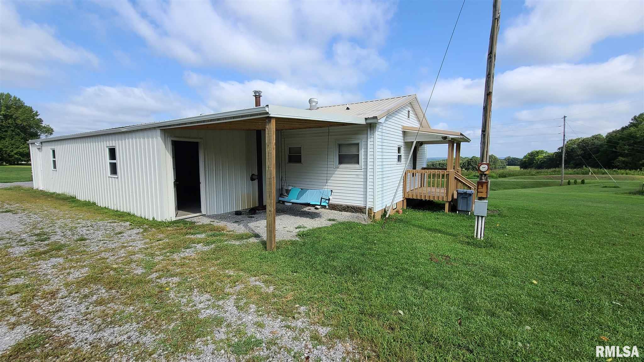 588 Cadiz Road Elizabethtown, IL 62931 - Photo 6 of 22 Gallery Image 6