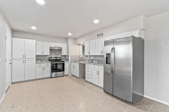 $235,999 | 10412 Chinaberry Drive, El Paso, TX 79925