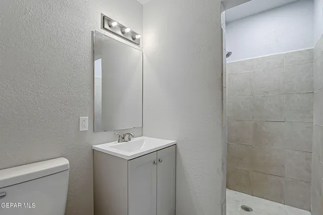 $235,999 | 10412 Chinaberry Drive, El Paso, TX 79925