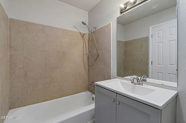 $235,999 | 10412 Chinaberry Drive, El Paso, TX 79925