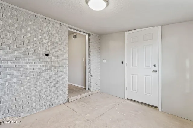 $235,999 | 10412 Chinaberry Drive, El Paso, TX 79925