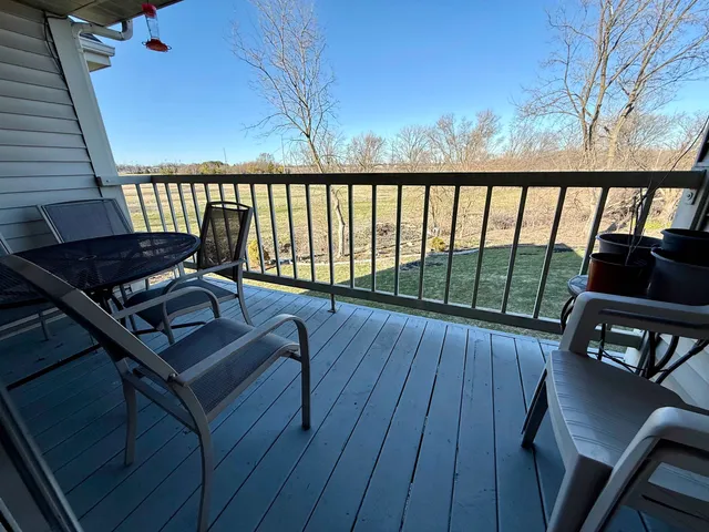 $225,000 | 883 Park, Unit 201, Oregon, WI 53575