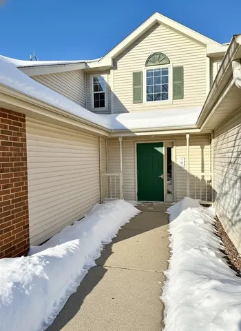 $225,000 | 883 Park, Unit 201, Oregon, WI 53575