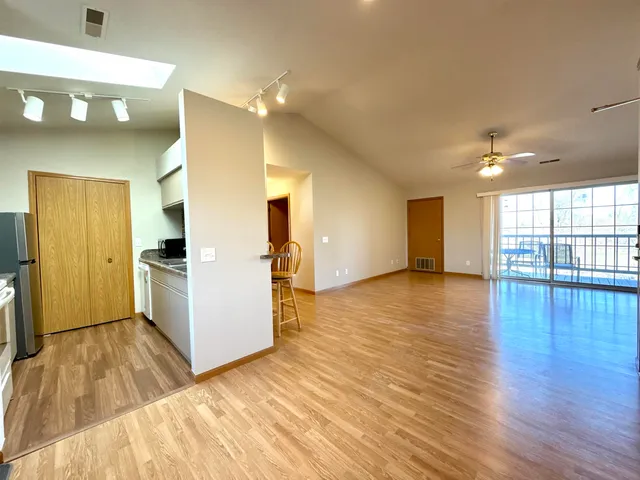 $225,000 | 883 Park, Unit 201, Oregon, WI 53575