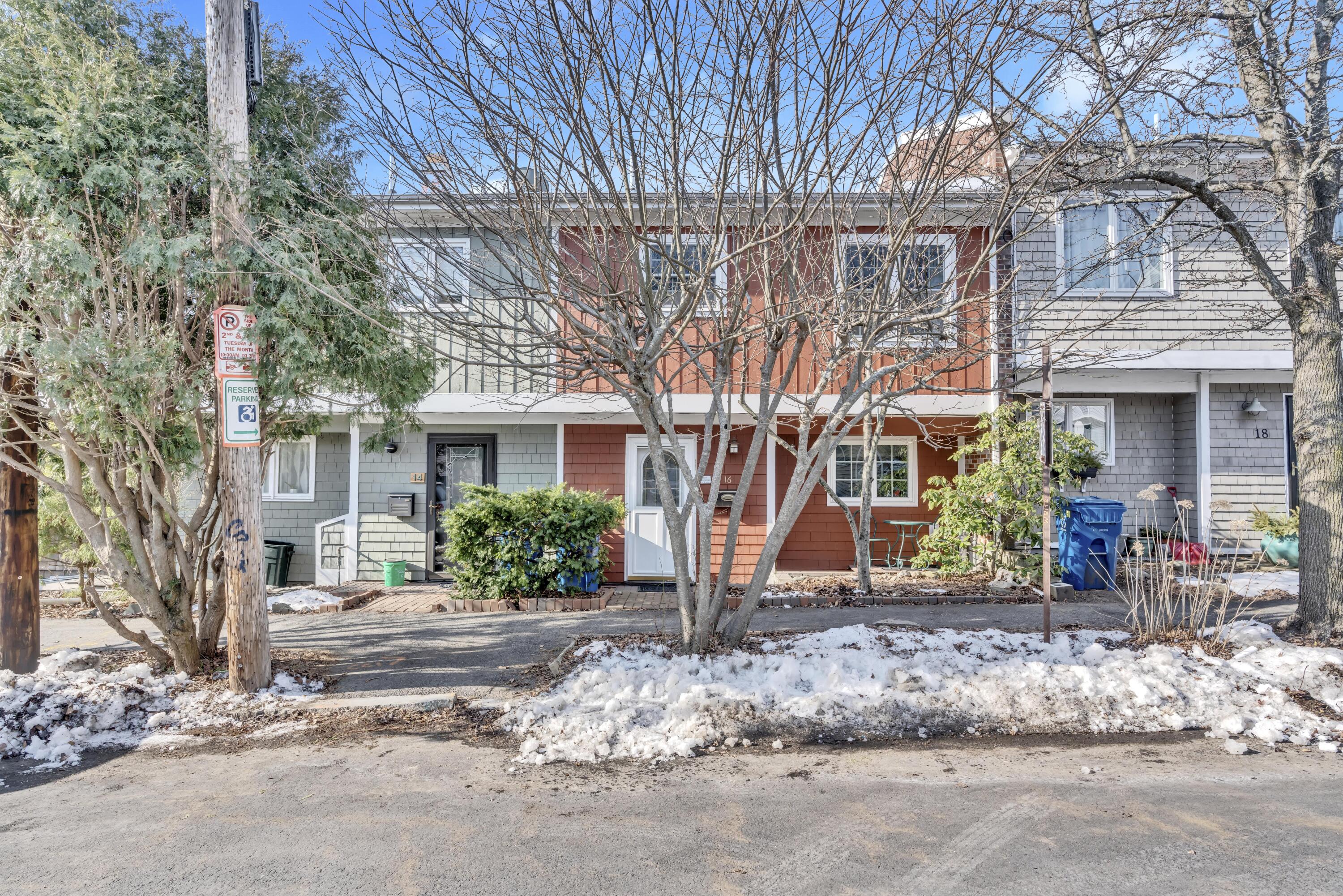 16 Ponce Street Portland, ME 04101 - Photo 2 of 37 _DSC1604