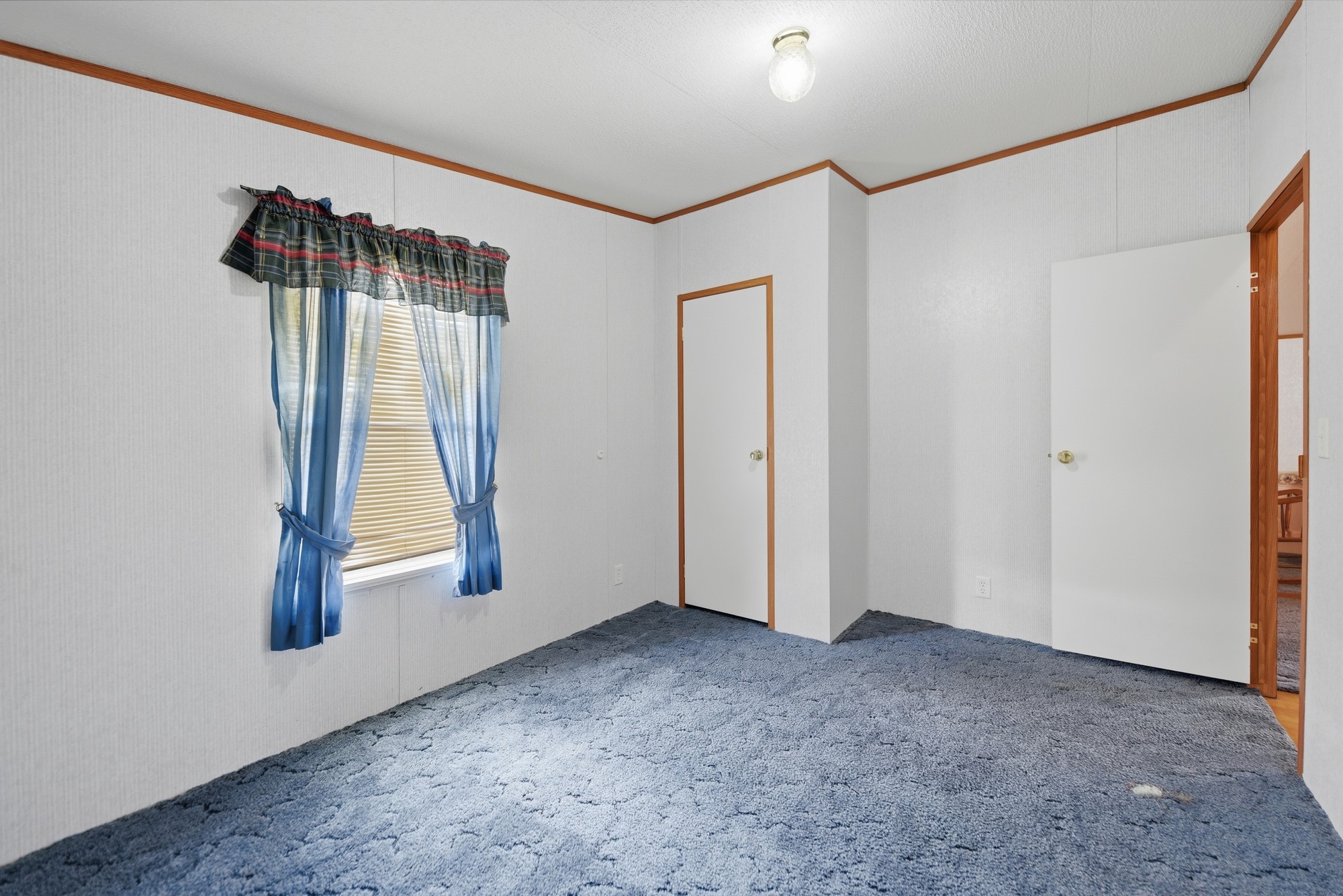 1901 Newsom Road Bellville, TX 77418 - Photo 14 of 20 an empty room with windows