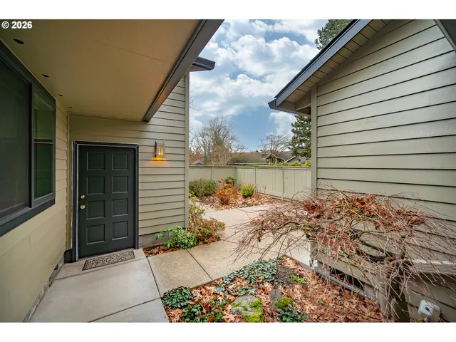 $640,000 | 1177 Spyglass Drive, Eugene, OR 97401