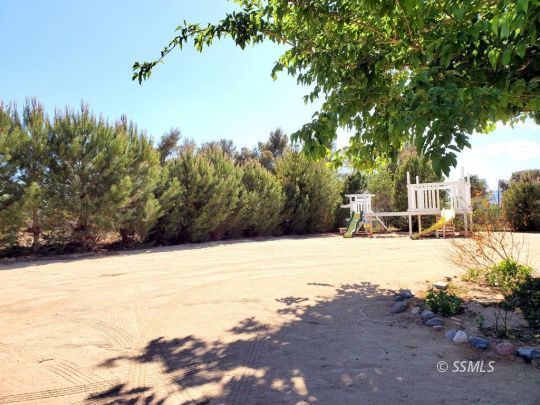 1555 North Calvert Boulevard Ridgecrest, CA 93555 - Photo 21 of 31