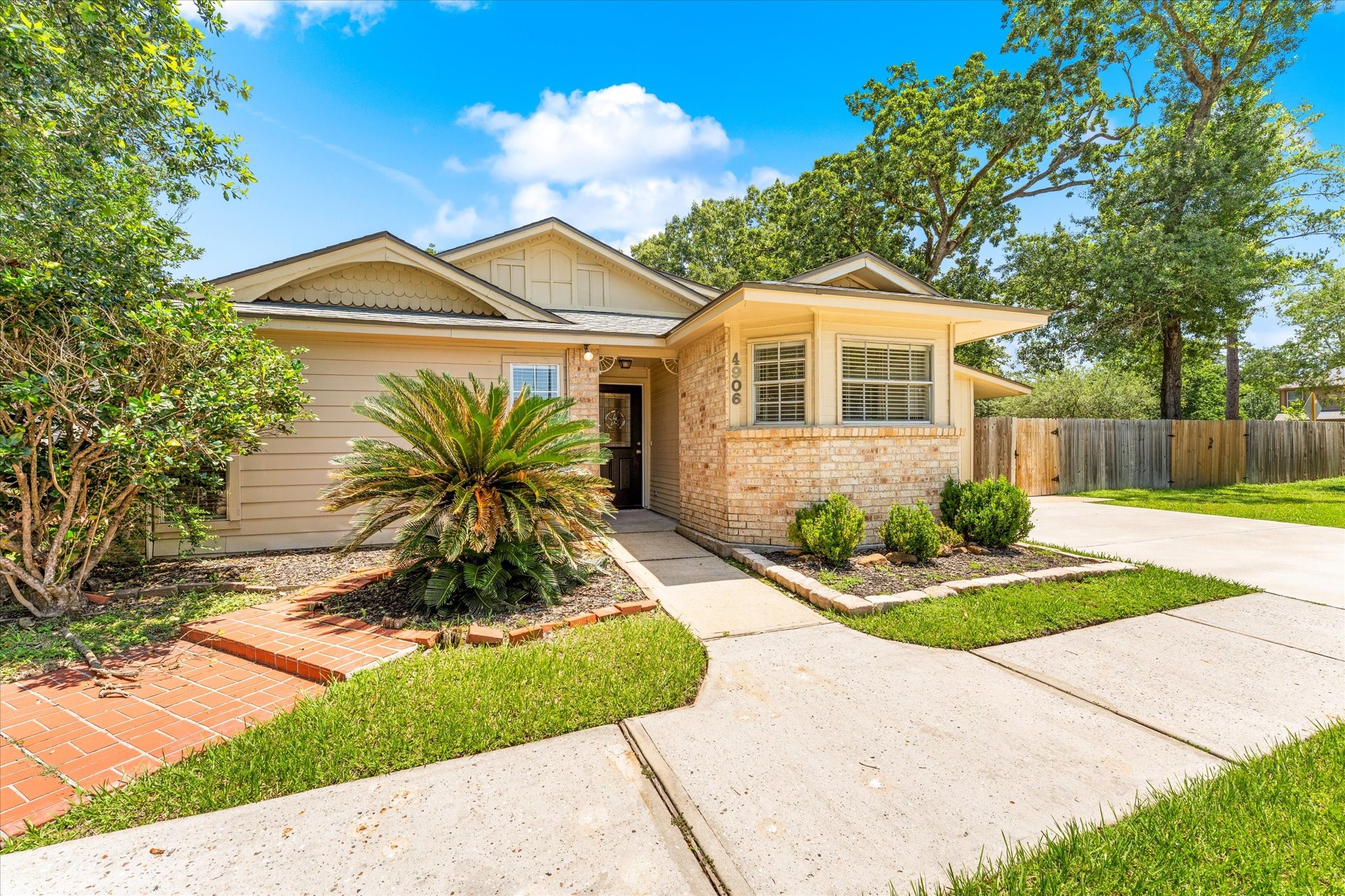 4906 Meadowfox Place Spring, TX 77389 - Photo 5 of 39