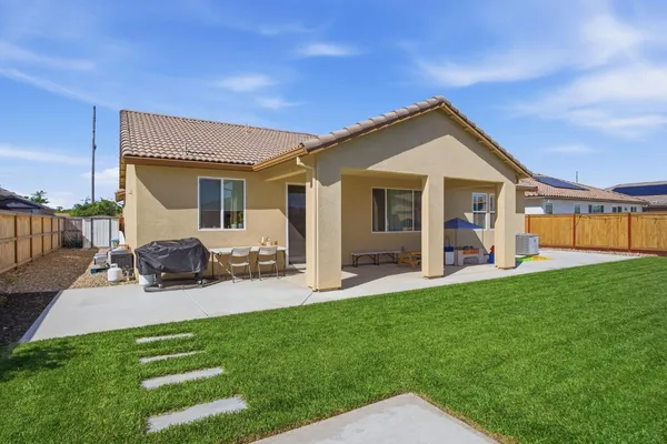 $595,000 | 7638 Path Drive, Hughson, CA 95326