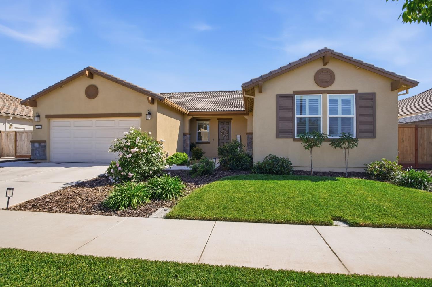 7638 Path Drive Hughson, CA 95326 - Photo 4 of 38