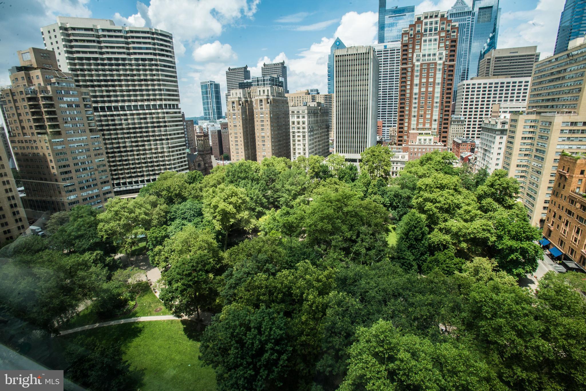 1806 Rittenhouse Square, Unit 1901 Philadelphia, PA 19103 - Photo 4 of 20 Gallery Image 4