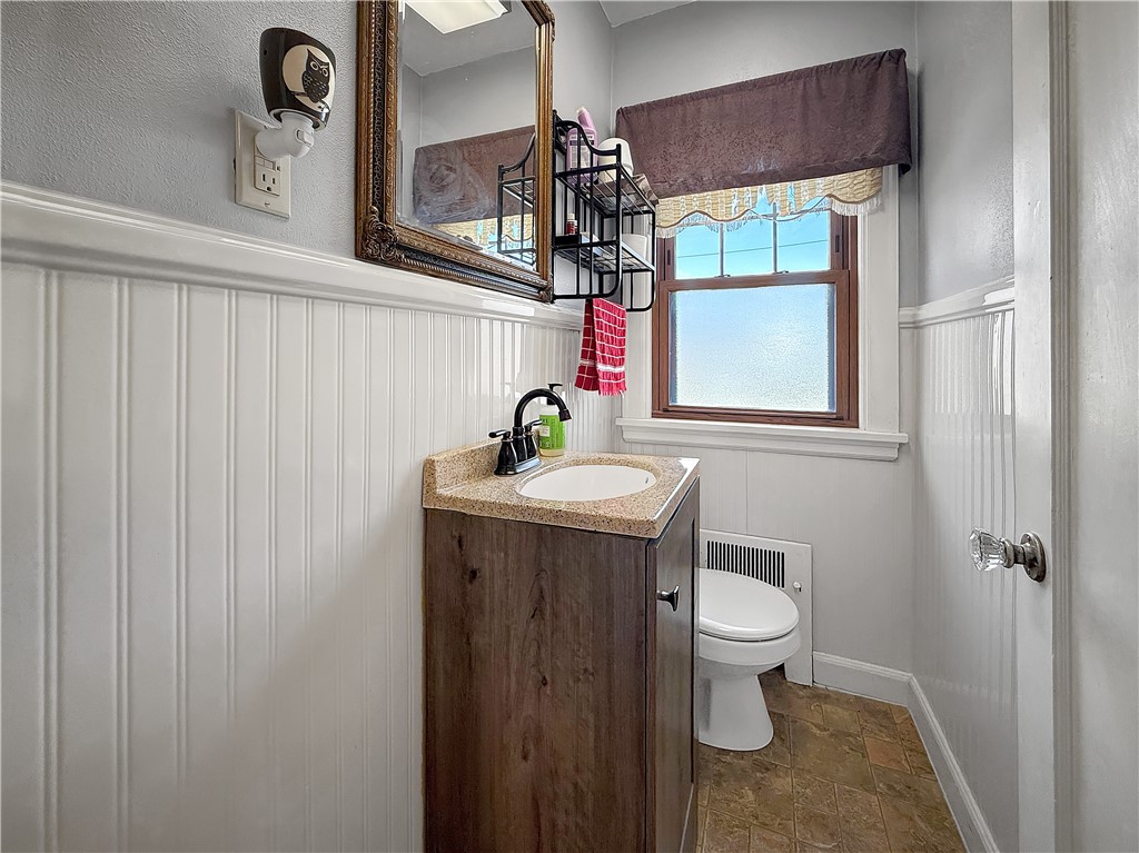 200 West Main Street Casey, IL 62420 - Photo 8 of 22