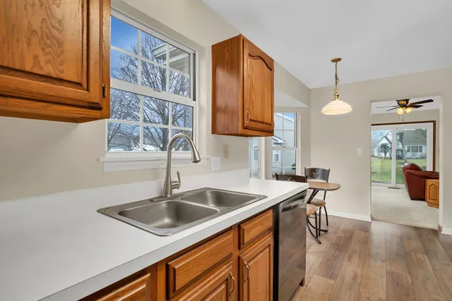 $295,900 | 20815 West Torrey Pines Lane, Plainfield, IL 60544