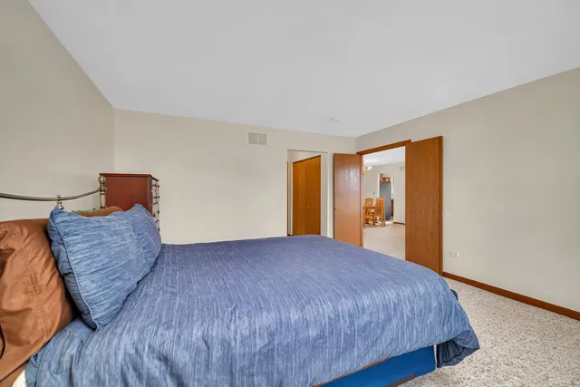 $295,900 | 20815 West Torrey Pines Lane, Plainfield, IL 60544