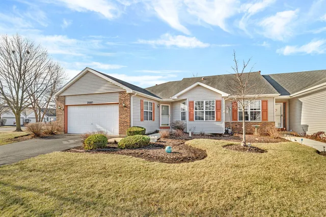 $295,900 | 20815 West Torrey Pines Lane, Plainfield, IL 60544