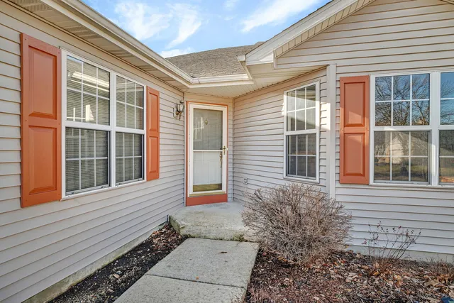 $295,900 | 20815 West Torrey Pines Lane, Plainfield, IL 60544