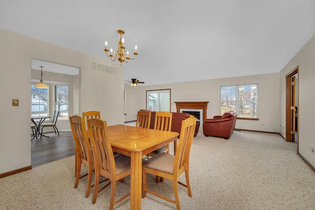 $295,900 | 20815 West Torrey Pines Lane, Plainfield, IL 60544