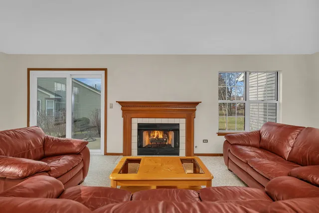 $295,900 | 20815 West Torrey Pines Lane, Plainfield, IL 60544