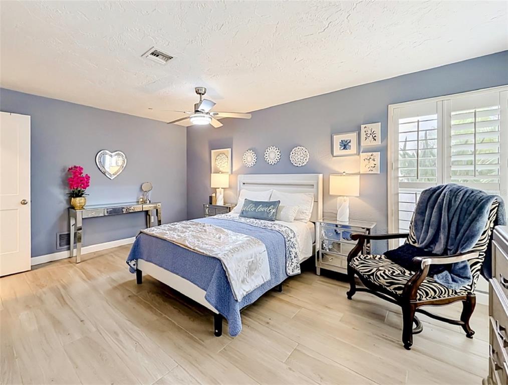 7861 Oliver Road Seminole, FL 33777 - Photo 23 of 37 Gallery Image 23