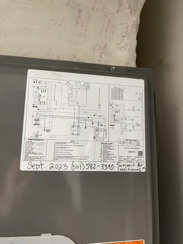 $3,990 | 616 Clearwater Park Road, Unit 805, West Palm Beach, FL 33401