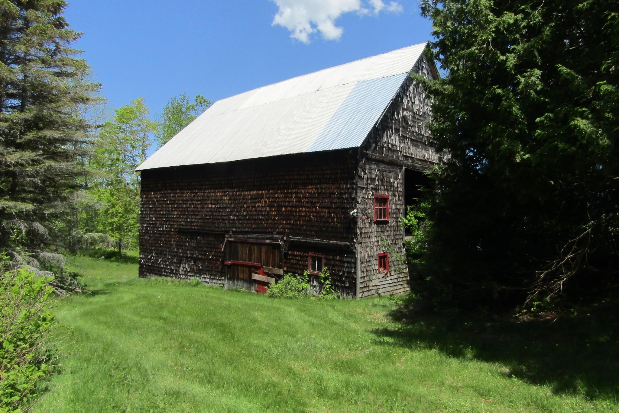351 Coventry Road Benton, NH 03785 - Photo 10 of 41
