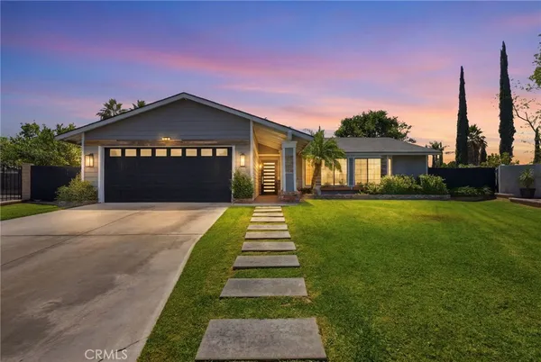 $599,999 | 1036 West Leslie Court, Colton, CA 92324